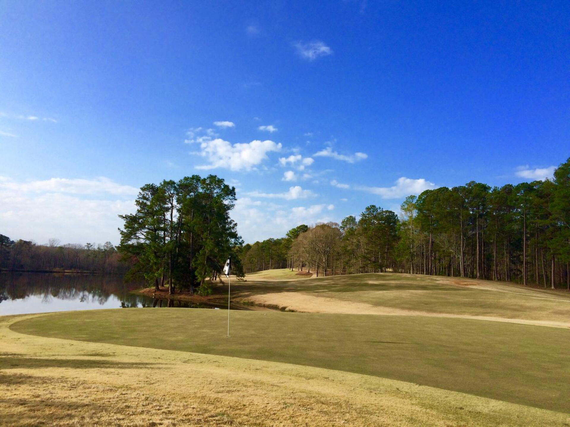 The signature par-5, sixth hole, Mountain View course (Photo submitted by BrandonWebb on 03/20/2017)
