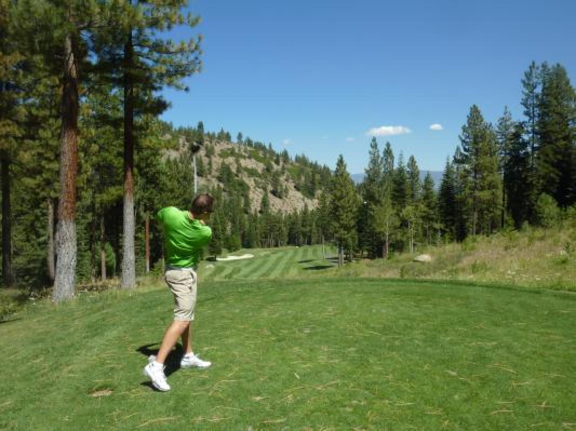 (Photo submitted by 6NER on 09/29/2012)