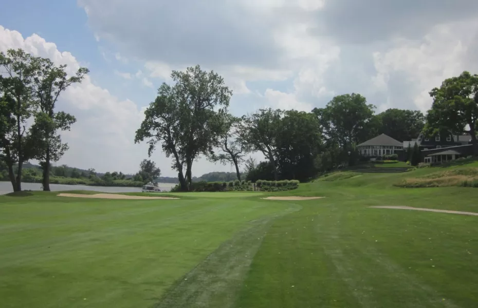 Toledo CC: Clubhouse, #18