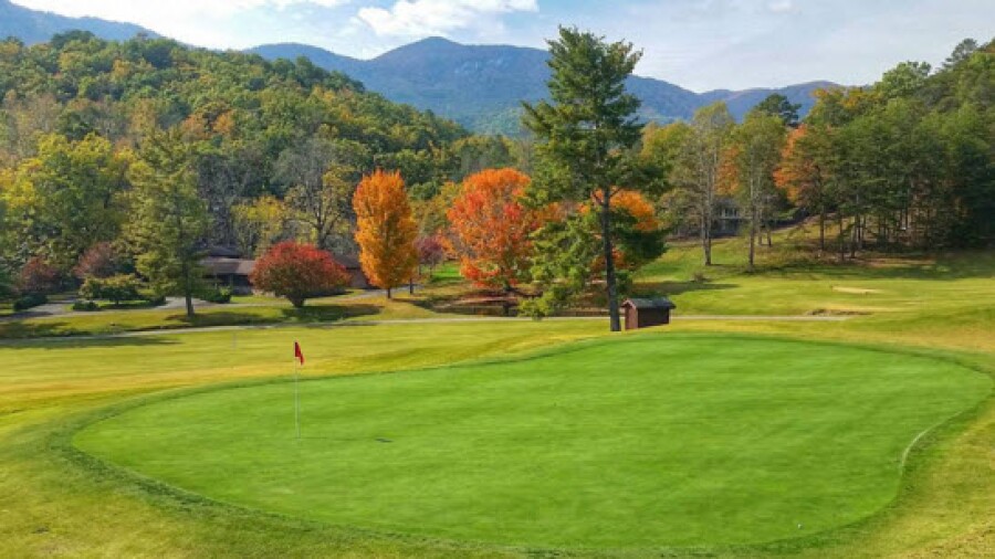 19 - Living The Green - November 2015 - kenminschwaner3