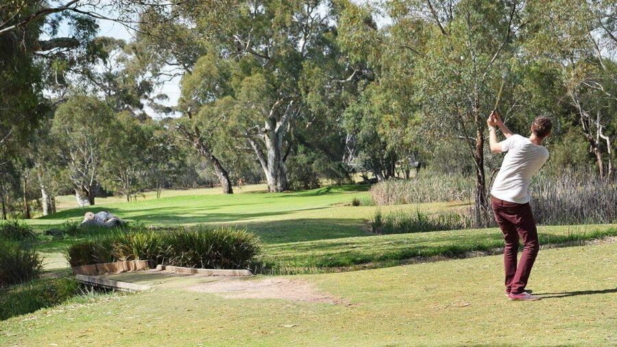 Golfer on Little Para Par 3 