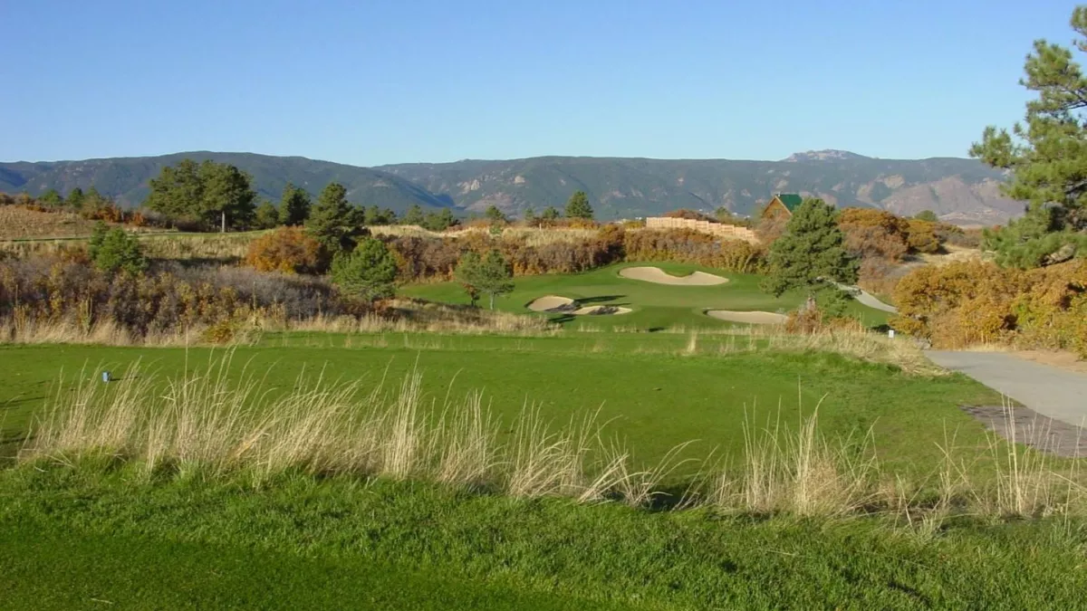 colorado golf club dress code A quick overview about proper attire on the golf course. Buzz-worthy performances by Jason and Zach who show off their improper attire. Thankfully, Pat is there is clear things up
