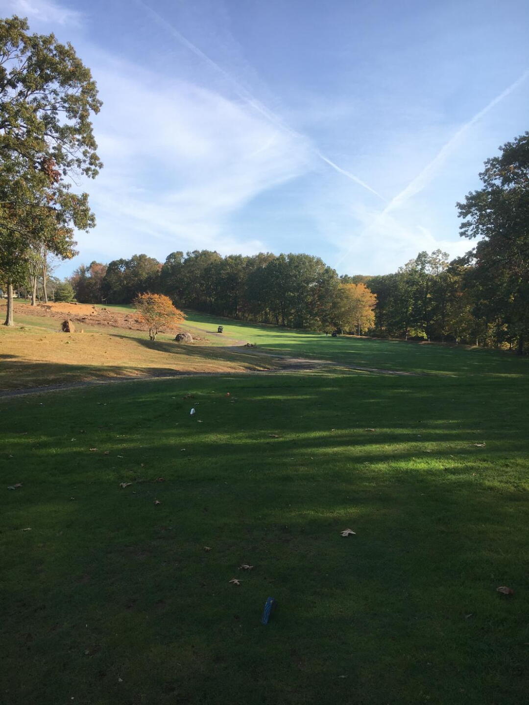 18th hole - large tree on left GONE! (Photo submitted by tchai001 on 10/25/2020)