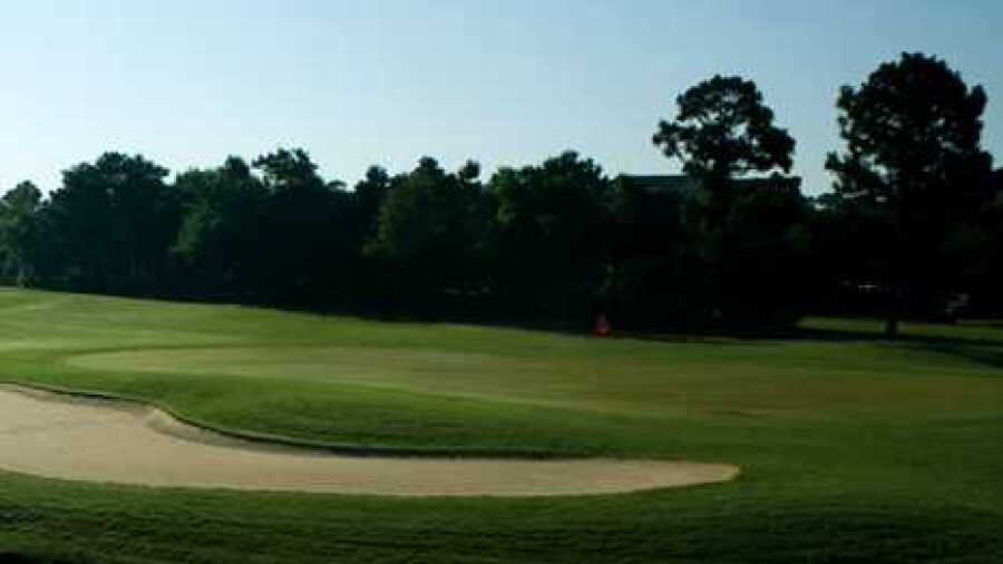 Peninsula Golf & Racquet Club