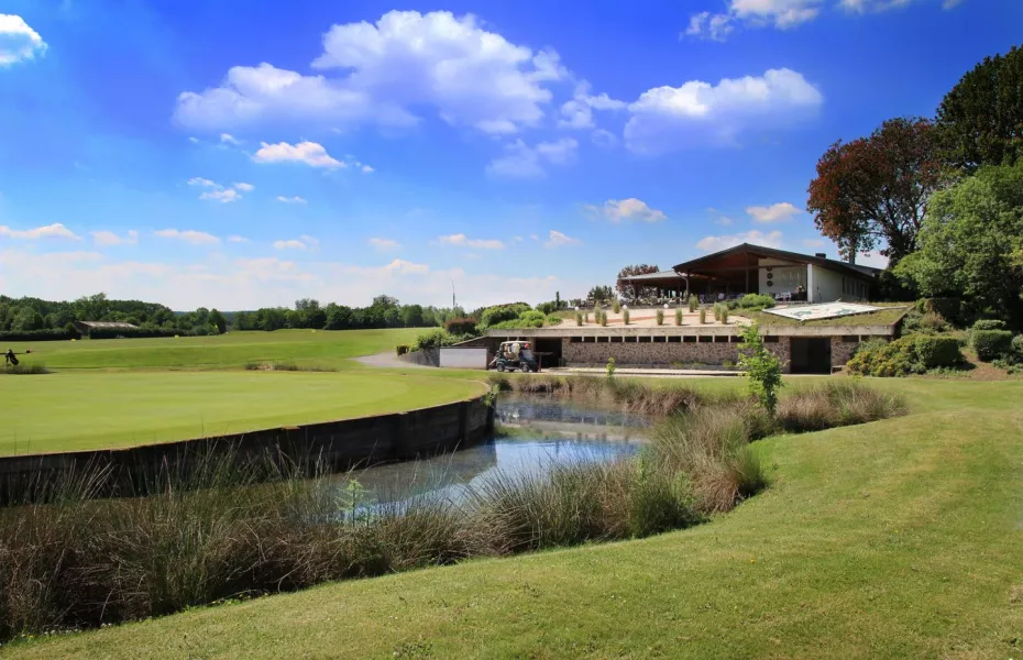 Burg Zievel GC: Clubhouse
