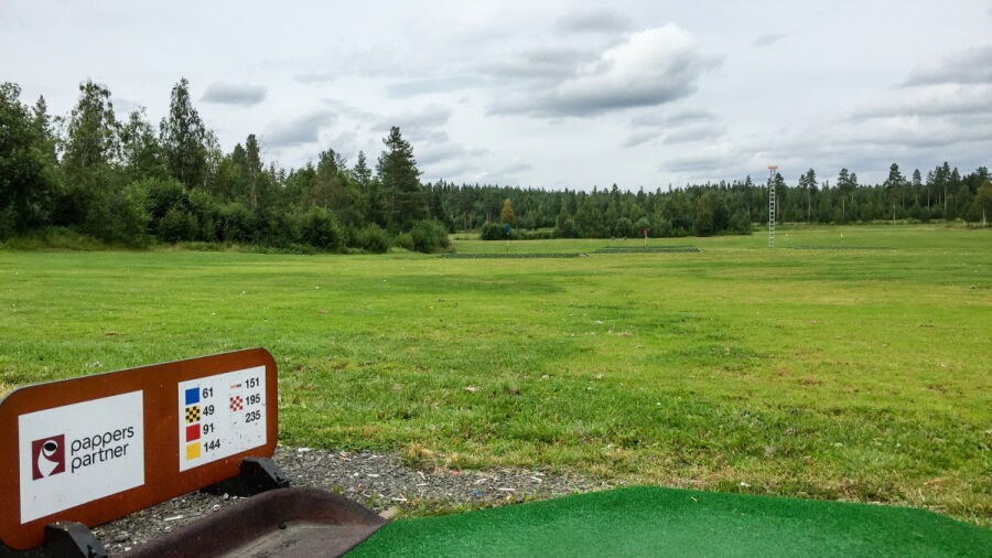 Skelleftea GC: Driving range