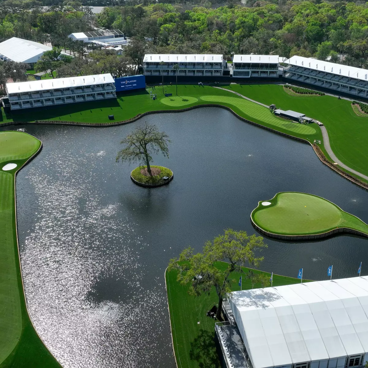 Around America in 250 golf courses