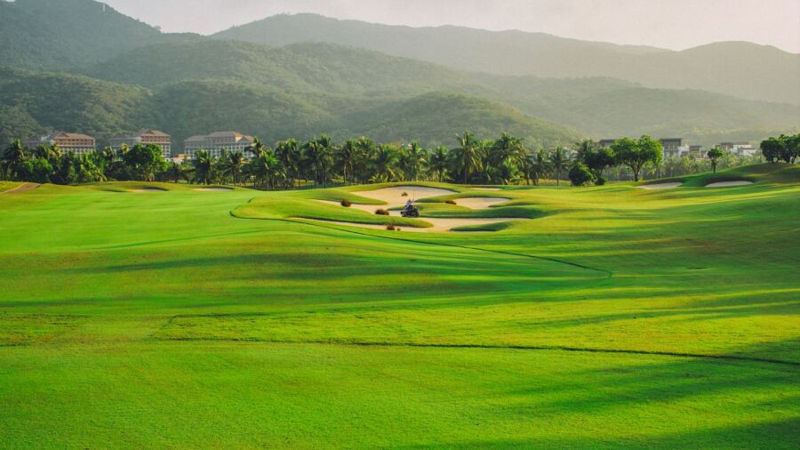 Yalong Bay GC