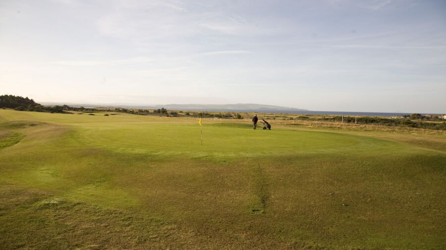Troon Links - Lochgreen's 8th green