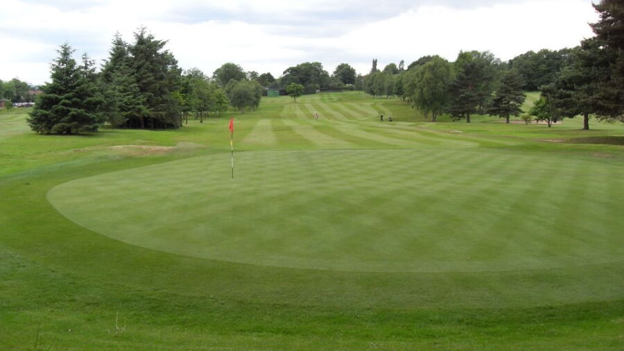 17th green at Romiley