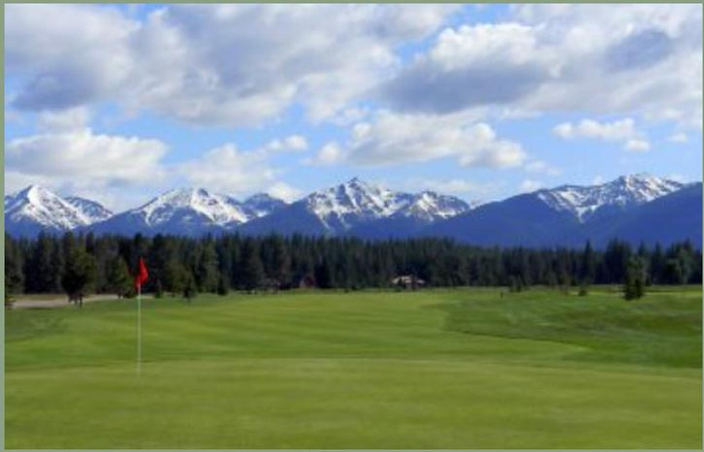 Golf in the Mountains of Montana (Photo submitted by dougcoffin on 01/04/2019)