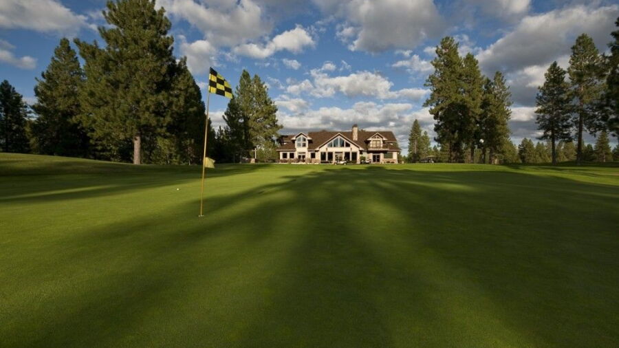 Lost Tracks GC: #9 & the clubhouse