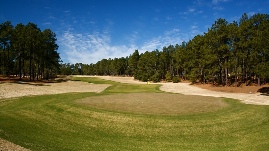 Pinehurst No. 4 course - hole 2