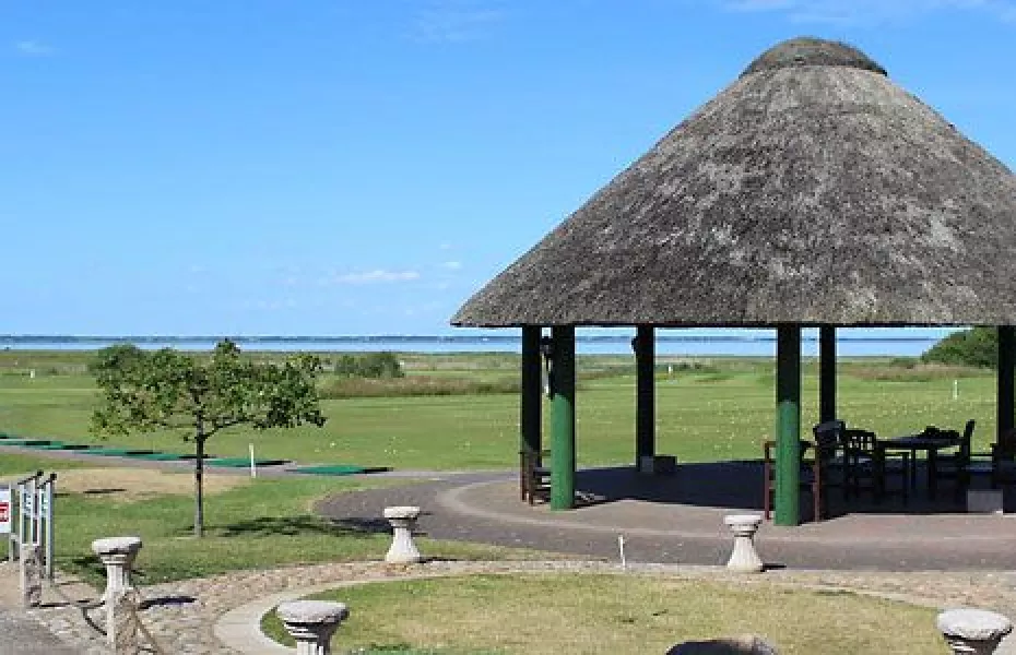 Blaavandshuk GC: Driving range