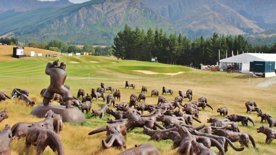 The Hills Golf Club - wolves