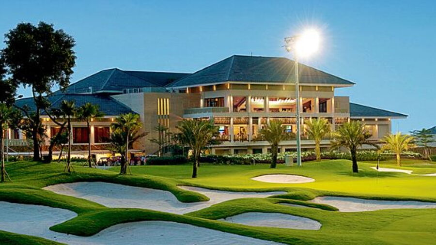 Royale Jakarta GC: Clubhouse