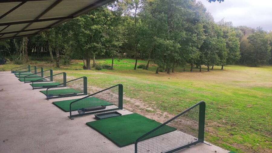 Pozo do Lago Pitch & Putt: Driving range