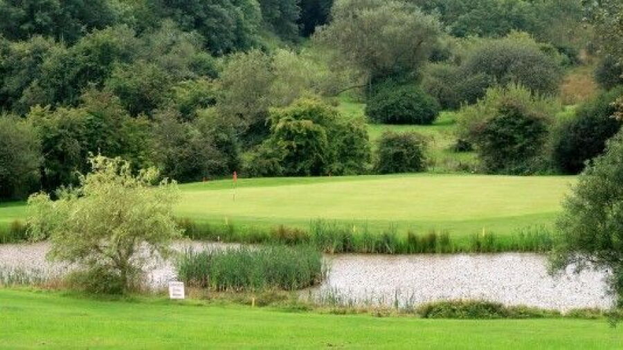 Banbridge GC: 6th green