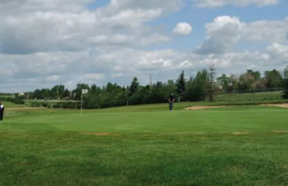 Kindersley Regional Park GC