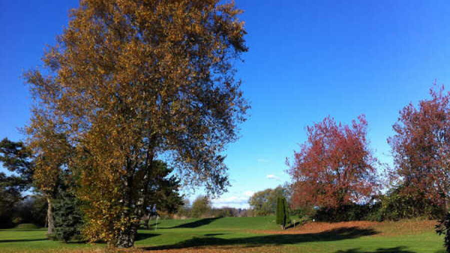 Riverside Golf Centre