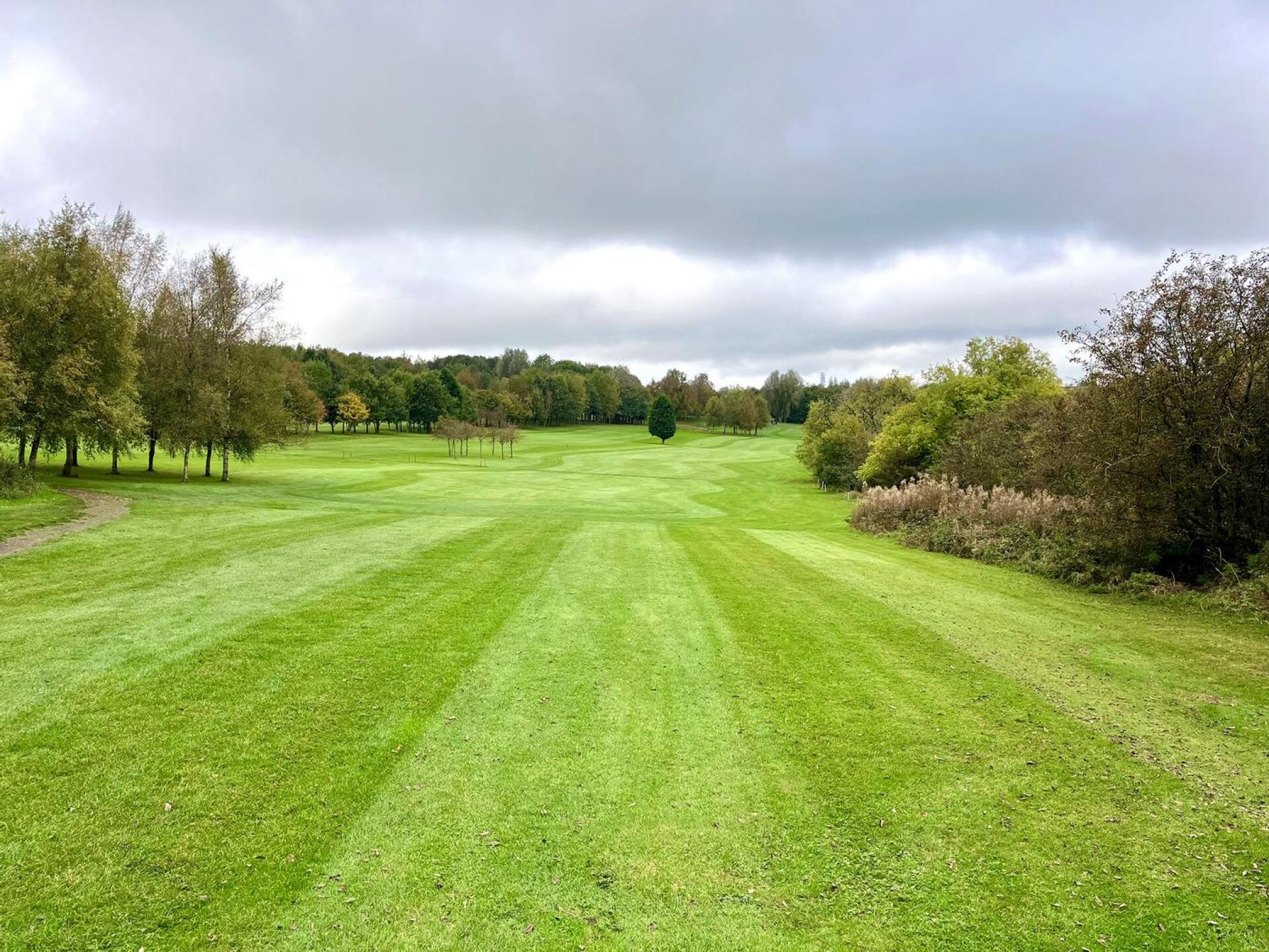 View down the 8th fairway (Photo submitted by SoYo70 on 10/08/2024)