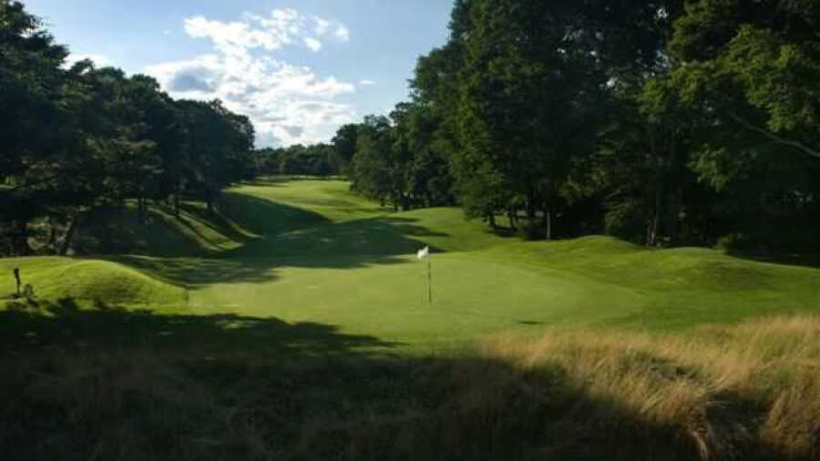 North Shore CC: #16