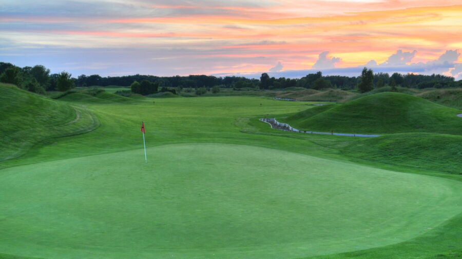 Loggers Trail GC: #18
