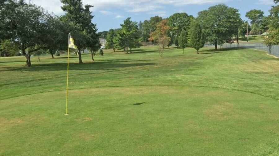 New Holland Pitch & Putt