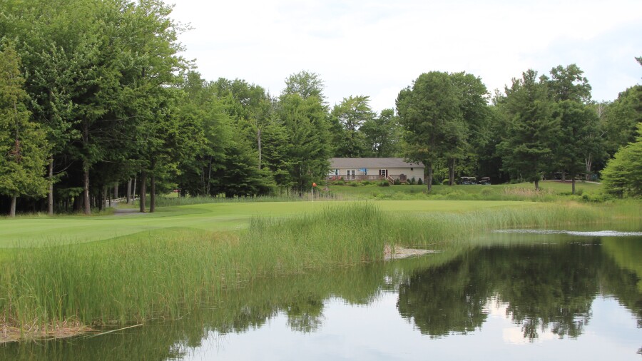 Hemlock Golf Club - hole 18 