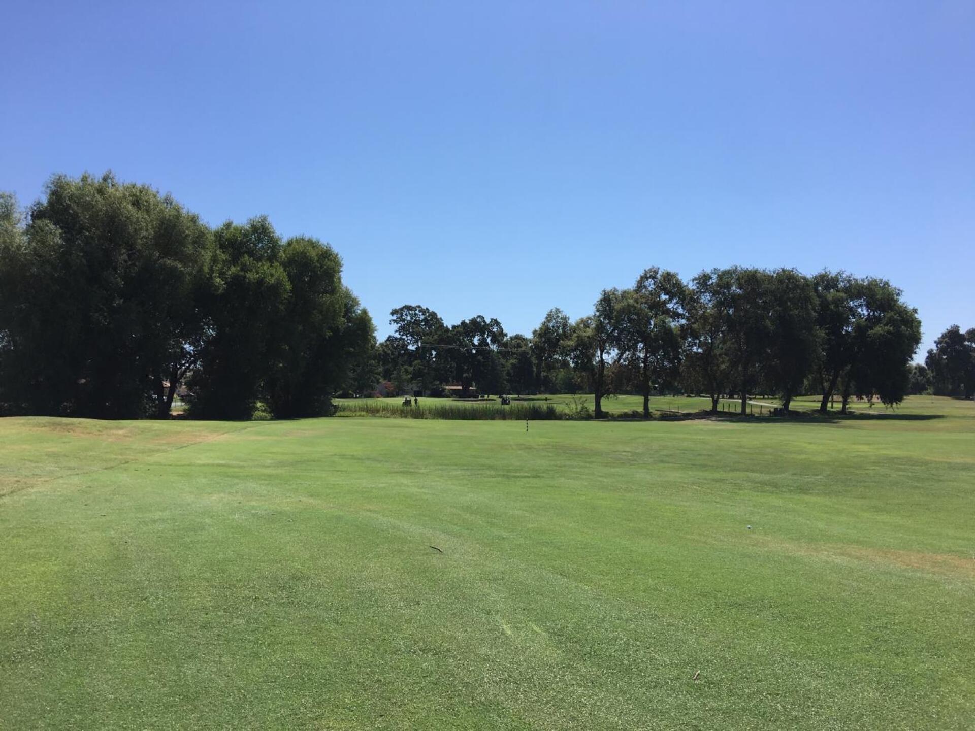 A few dog-leg fairways (Photo submitted by Cops1998 on 08/03/2019)