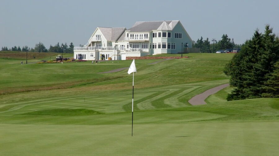 Glasgow Hills: 1st green