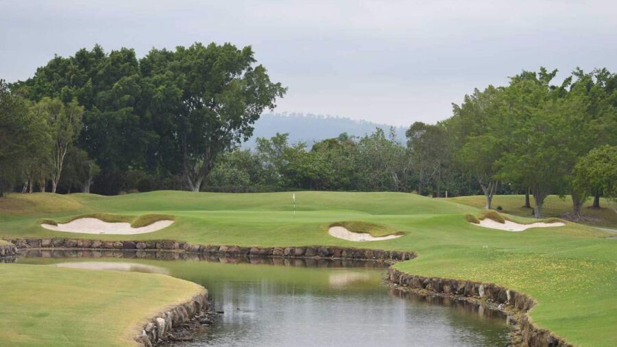 Royal Pines Gold 7th hole