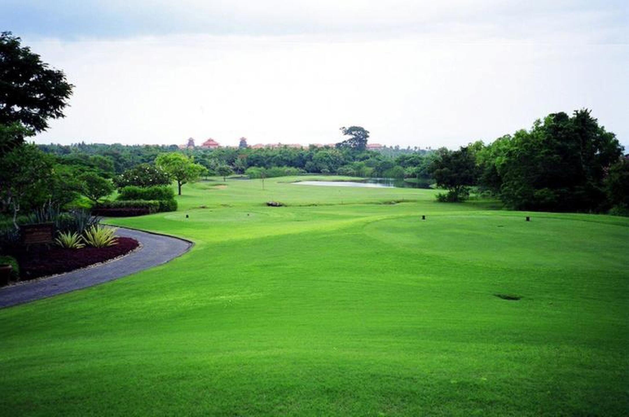 Bali National Golf Club, Hole 9, Par 3, 150 yds (Photo submitted by DYakimec on 11/11/2018)
