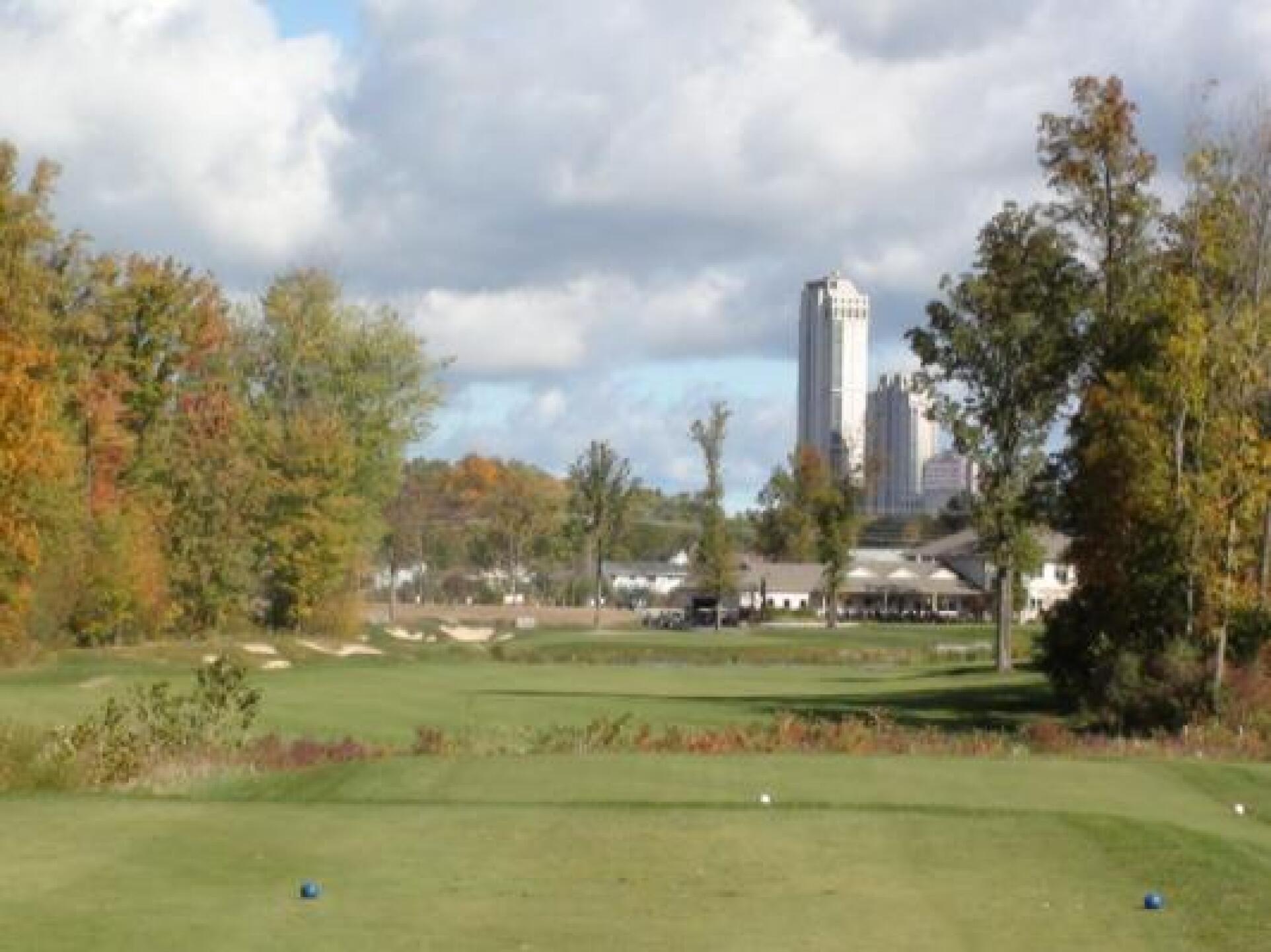 18th Hole (Photo submitted by Ernest1975 on 10/13/2012)