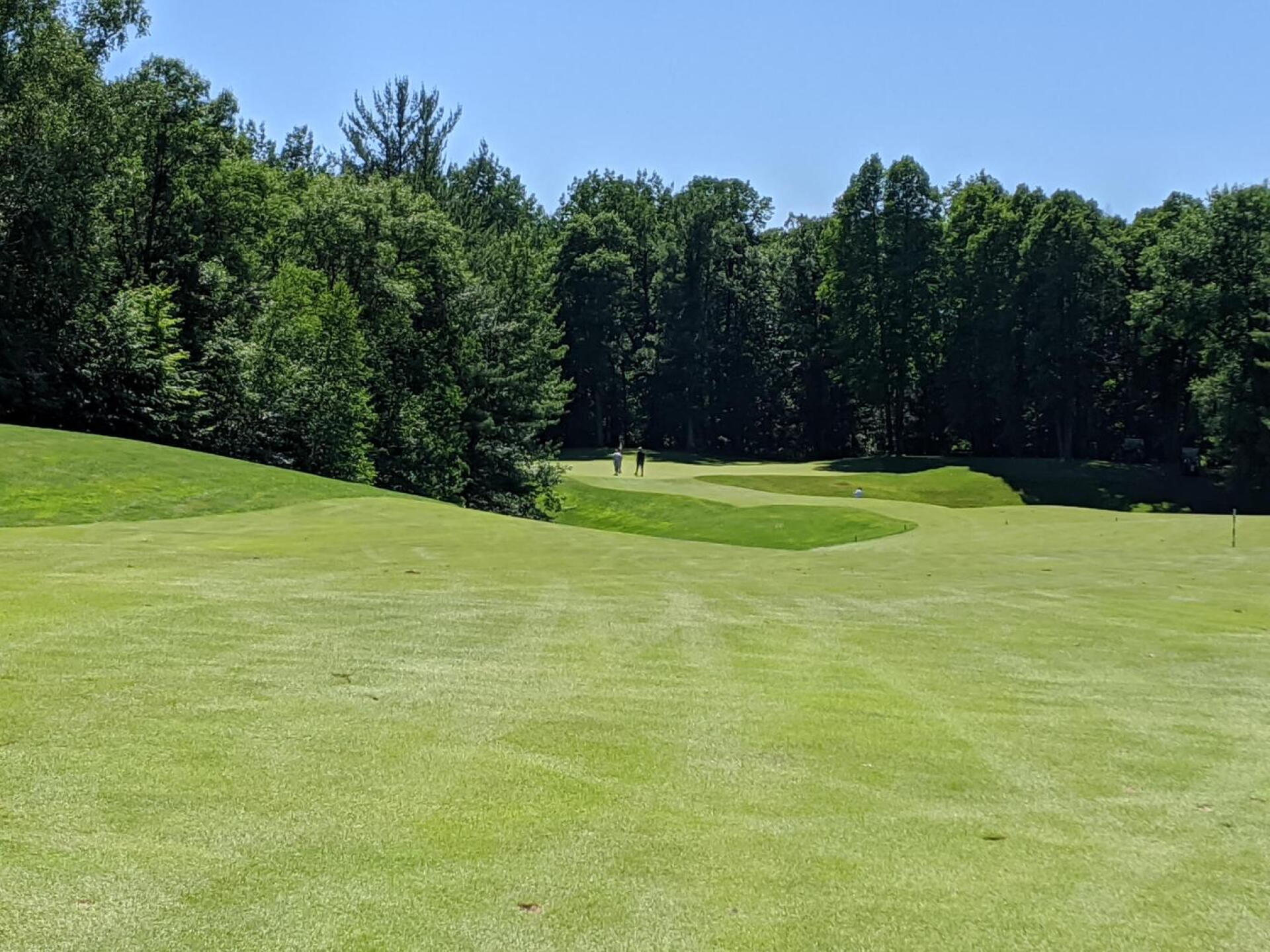 Hole 18 - a fun finishing par 5 (Photo submitted by GolferJake78 on 06/28/2020)