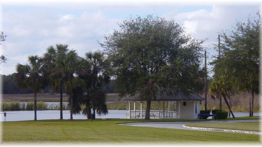 Zellwood Station & Country Club