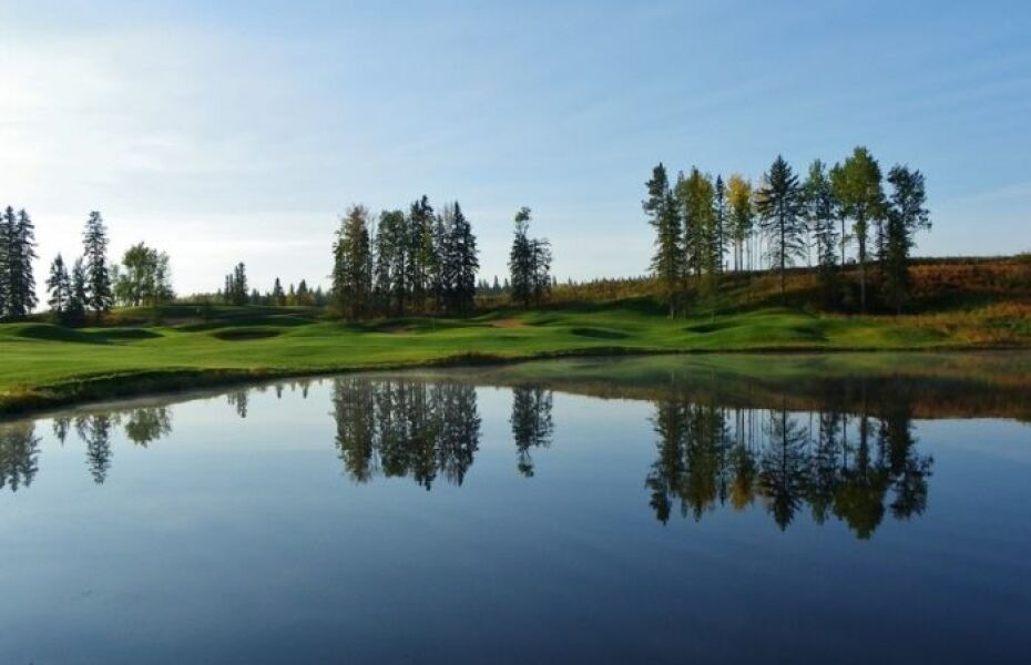 Trestle Creek Golf Resort Par3 Course in Entwistle, Alberta, Canada