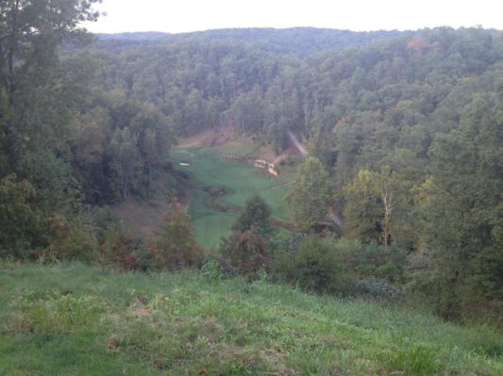 Hole 13.. What a view from the Tee... (Photo submitted by KBarker on 09/29/2013)
