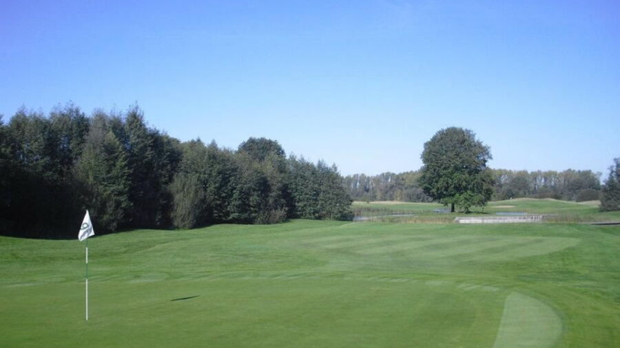 Schloss Luedersburg GC – Lakes: #6
