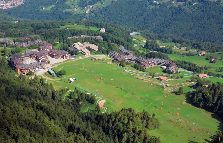 Montecampione GCC: Driving range