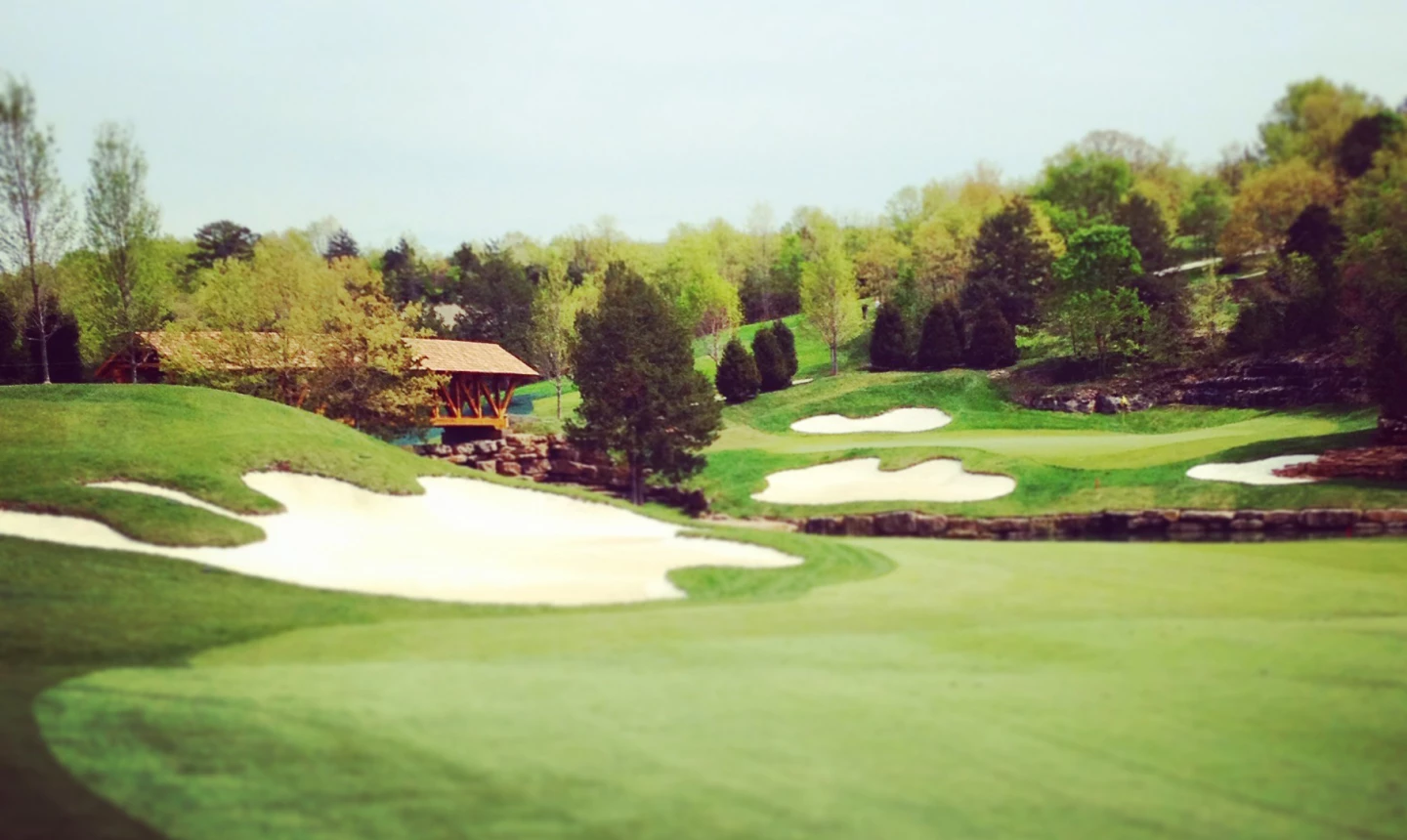 Tour Buffalo Ridge Springs at Big Cedar Lodge in Missouri