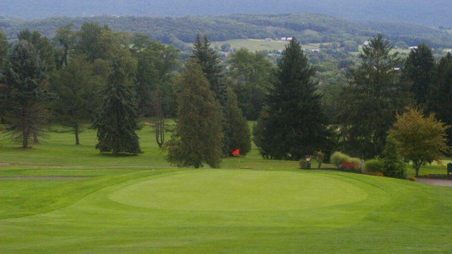 Rolling Pines GC: #9