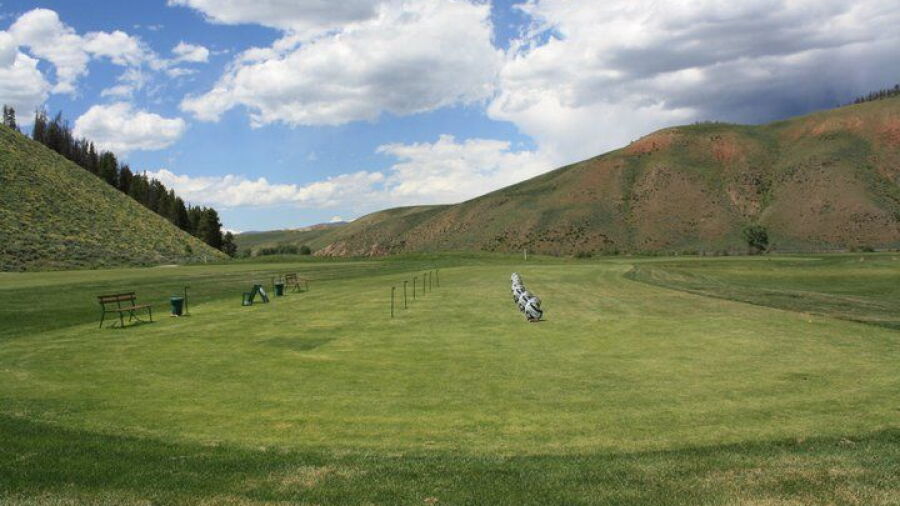 Granby Ranch: driving range