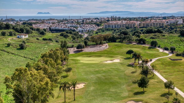 El Paraiso GC: Aerial