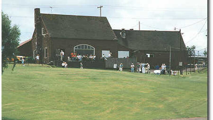 Broadmoor: Clubhouse