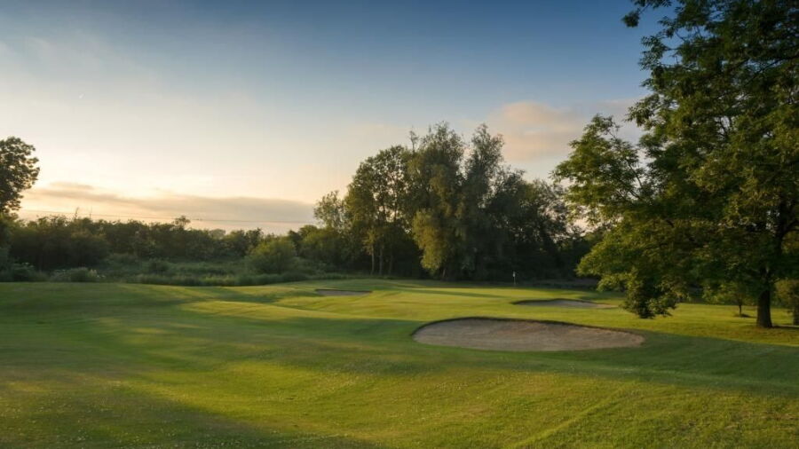 16th green at Glen Gorse