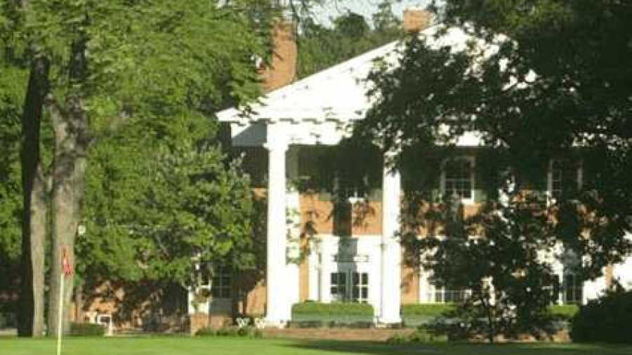 Columbus CC: Clubhouse