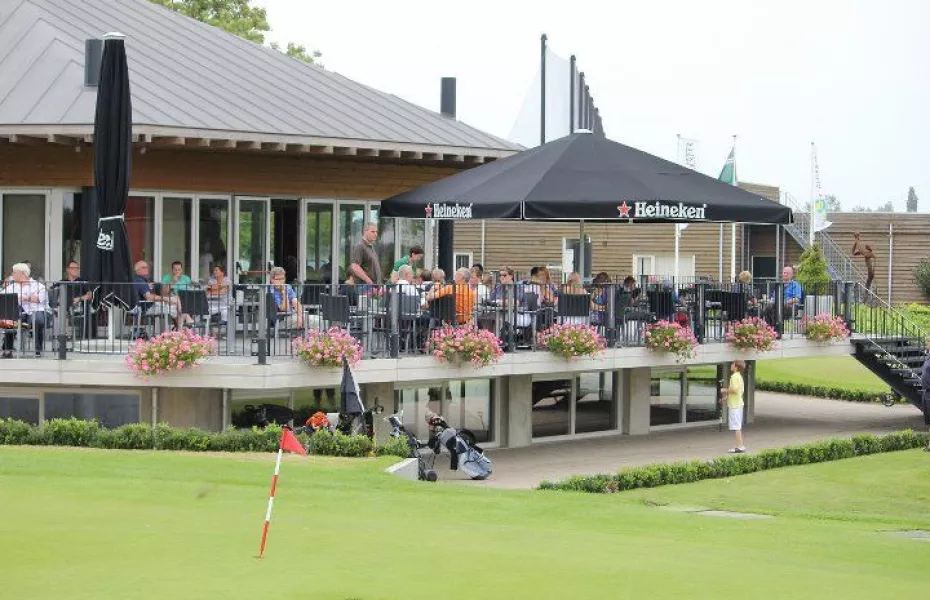 Almkreek GC: Clubhouse