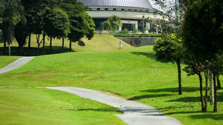 Meru Valley GCC: Clubhouse