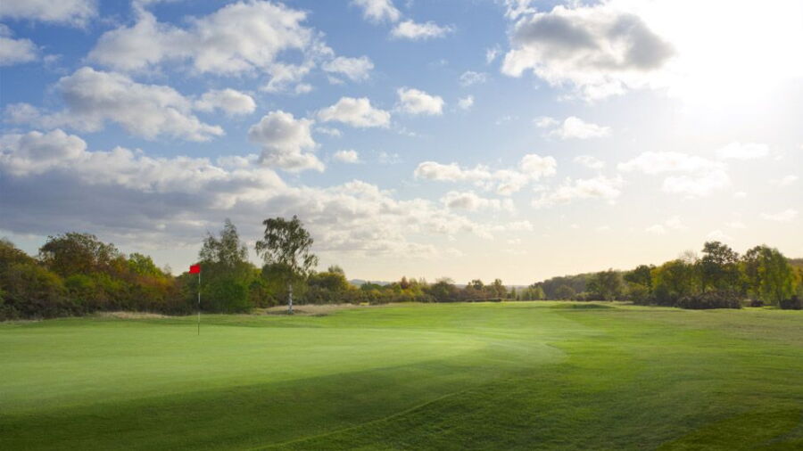 Lindrick GC: #1